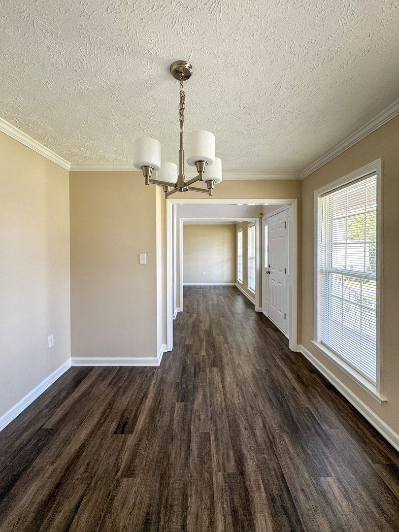 House for rent at 800 Connaly Dr, Hope Mills, NC 28348
