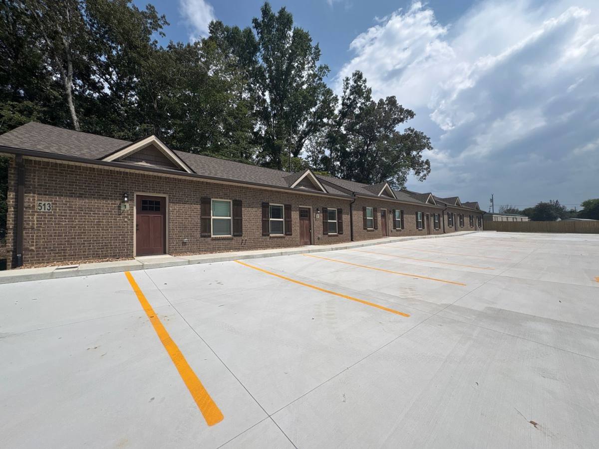 Apartment for rent at 513 W End Circle, Manchester, TN 37355