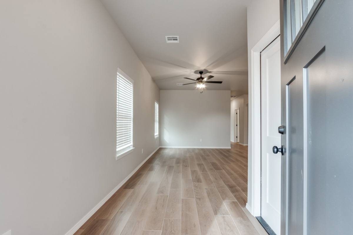 Apartment for rent at 13517 & 13521 Calli Court, Piedmont, OK 73078