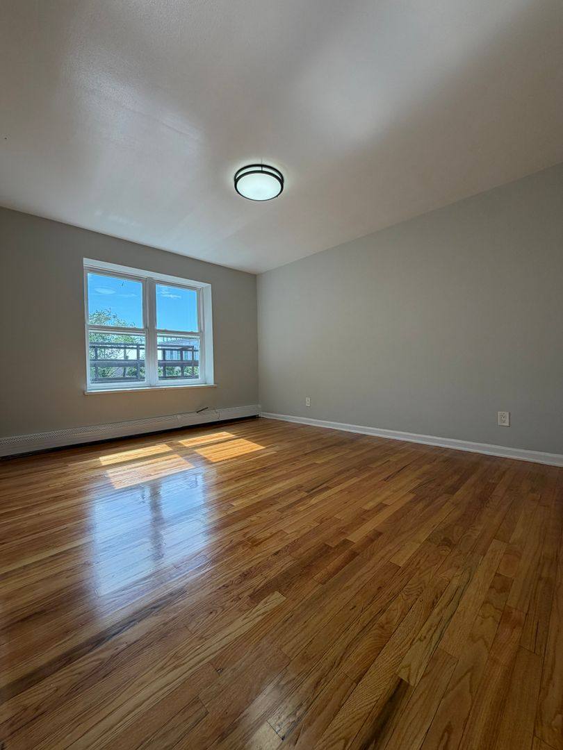 Apartment for rent at 122-138 E 7th St, Plainfield, NJ 07060
