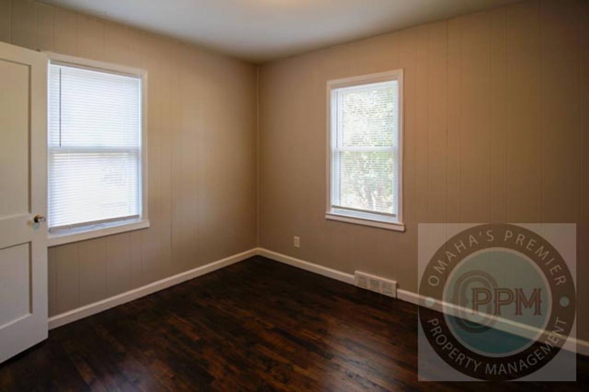 House for rent at 2119 Monroe St, Omaha, NE 68107