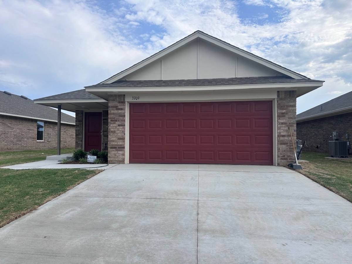 House for rent at 3709 S E, Oklahoma City, OK 73135