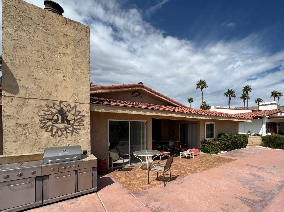 House for rent at 9350 Clubhouse Blvd, Desert Hot Springs, CA 92240