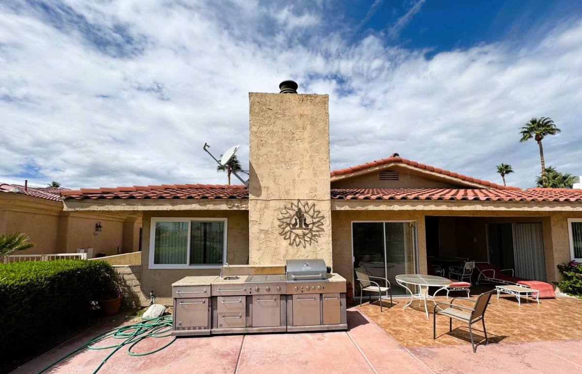 House for rent at 9350 Clubhouse Blvd, Desert Hot Springs, CA 92240