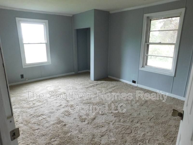 House for rent at 1213 Broad St, Sweetwater, TN 37874