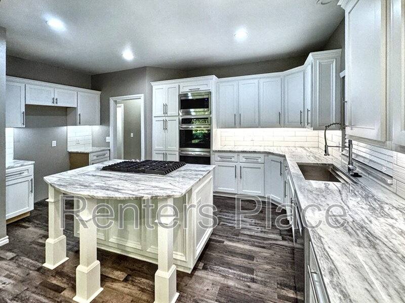House for rent at 2005 Mission Rd, Edmond, OK 73034