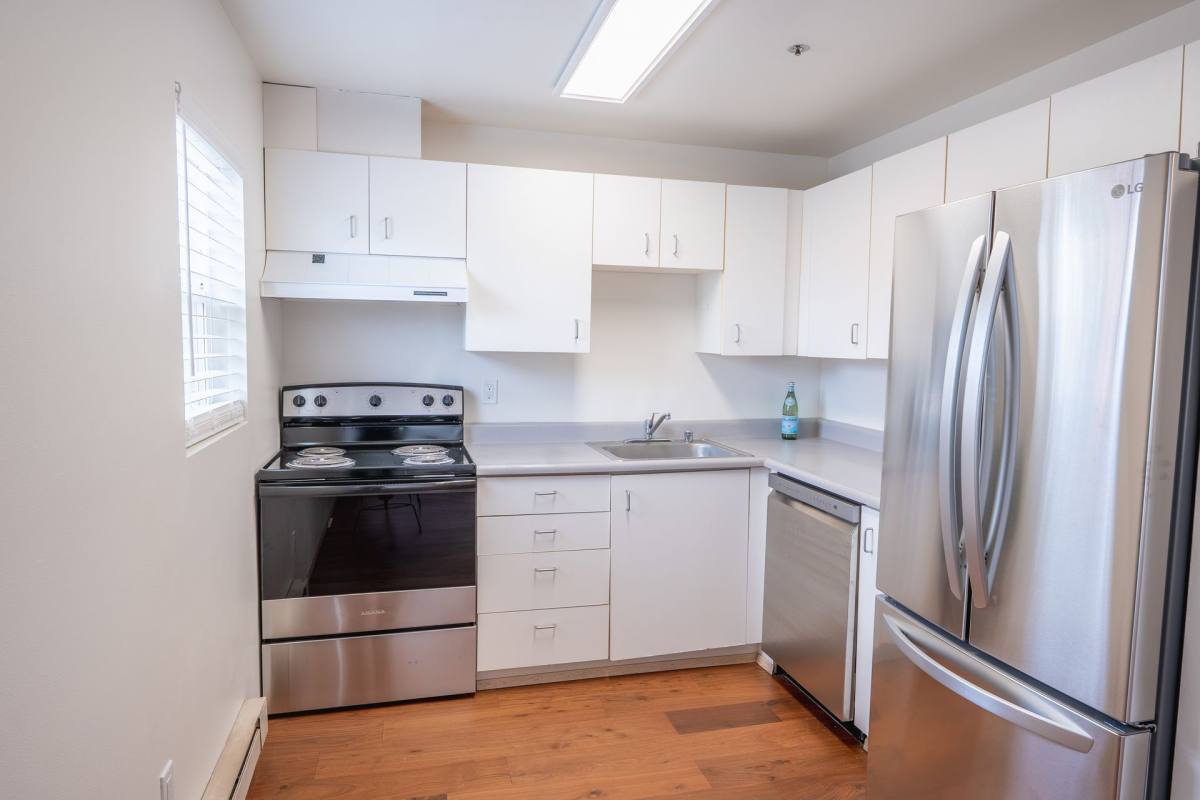 Apartment for rent at Pacific Crest In Tacoma, 3401 Pacific Ave, Tacoma, WA 98418