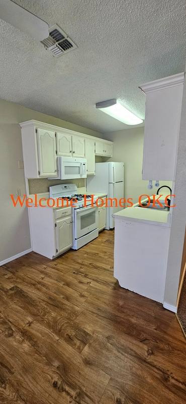 Apartment for rent at 16180 NE 23rd St #3202, Choctaw, OK 73020