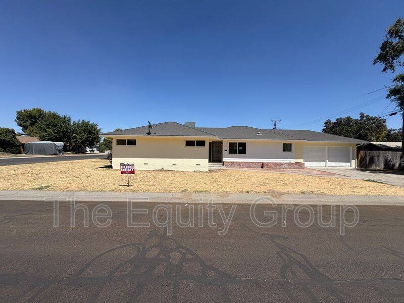 House for rent at 1312 S Dollner St, Visalia, CA 93277