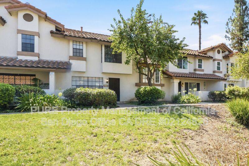 Townhouse for rent at 1651 S Juniper St #115, Escondido, CA 92025