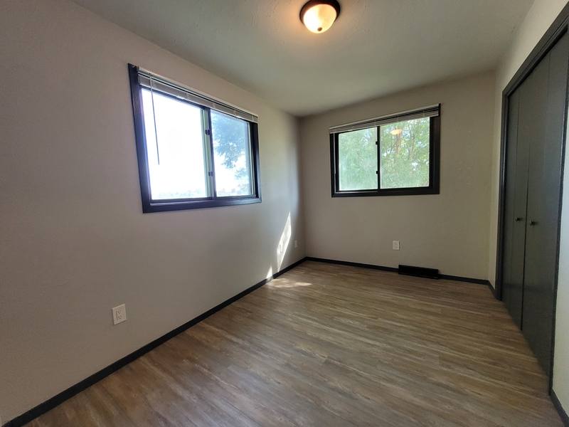 Apartment for rent at 2641 - 2643 Nicholas Dr, Green Bay, WI 54311