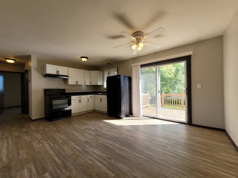 Apartment for rent at 2641 - 2643 Nicholas Dr, Green Bay, WI 54311