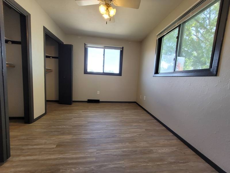 Apartment for rent at 2641 - 2643 Nicholas Dr, Green Bay, WI 54311