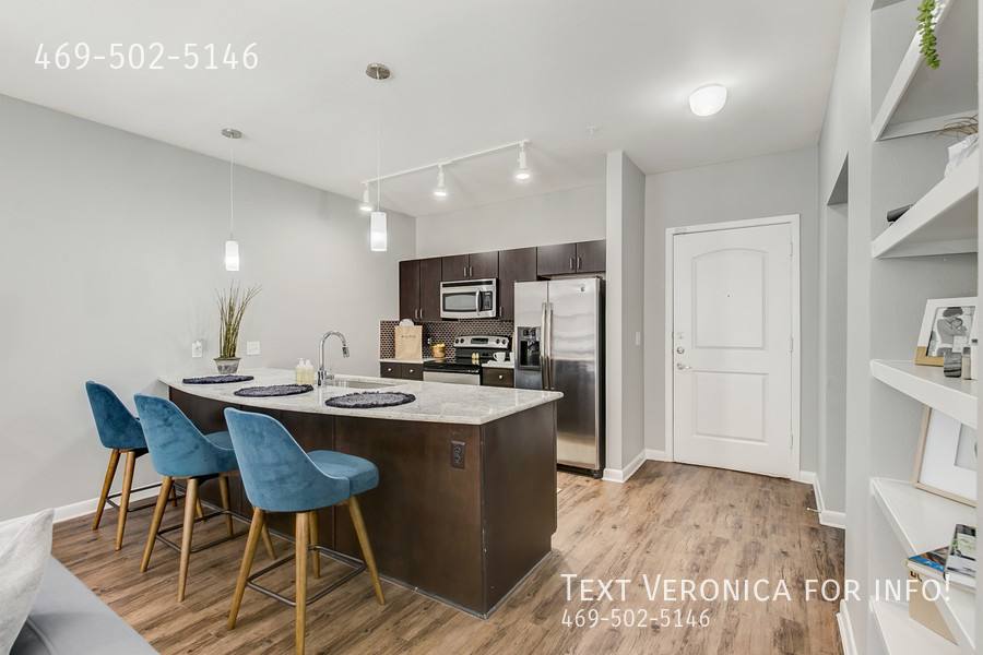 Apartment for rent at 929 Norwood St, Fort Worth, TX 76107