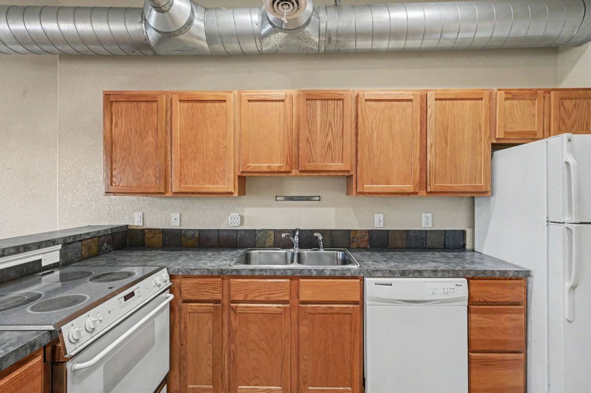 Apartment for rent at 5132 W 41st Ave, Denver, CO 80212