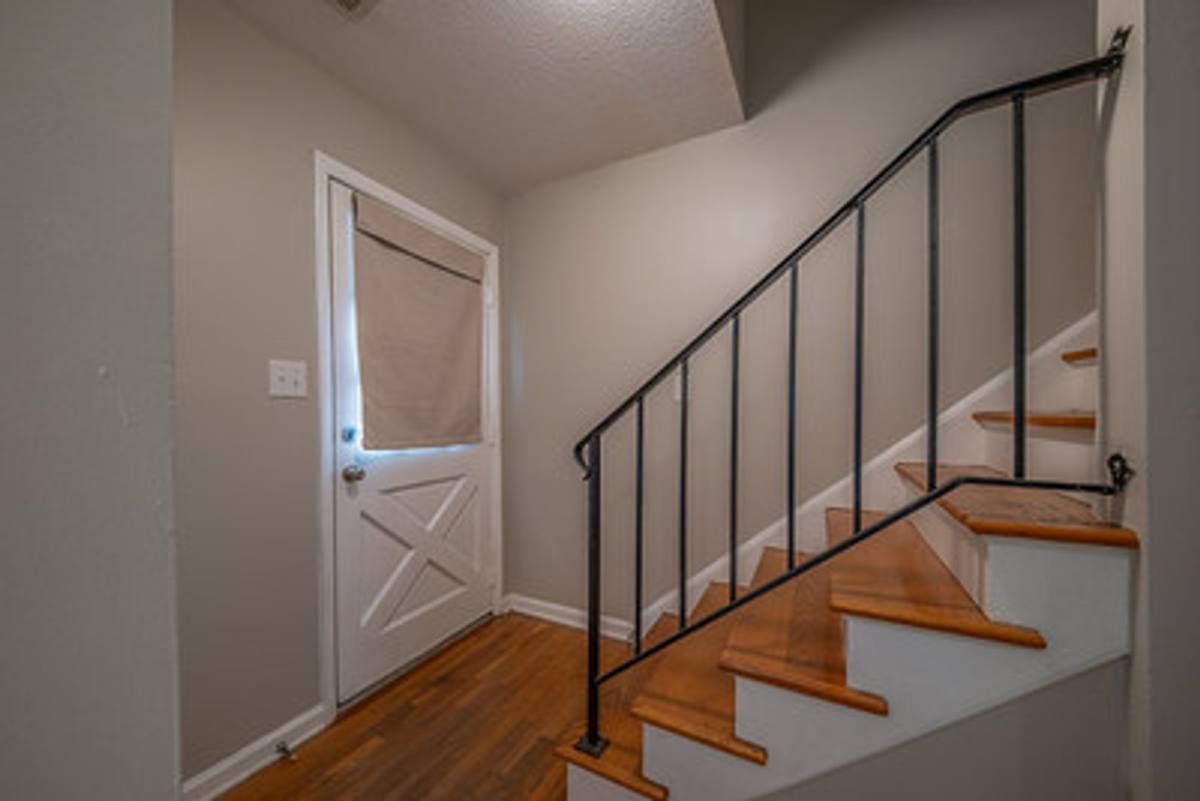Townhouse for rent at 400 Davie Rd #68, Carrboro, NC 27510