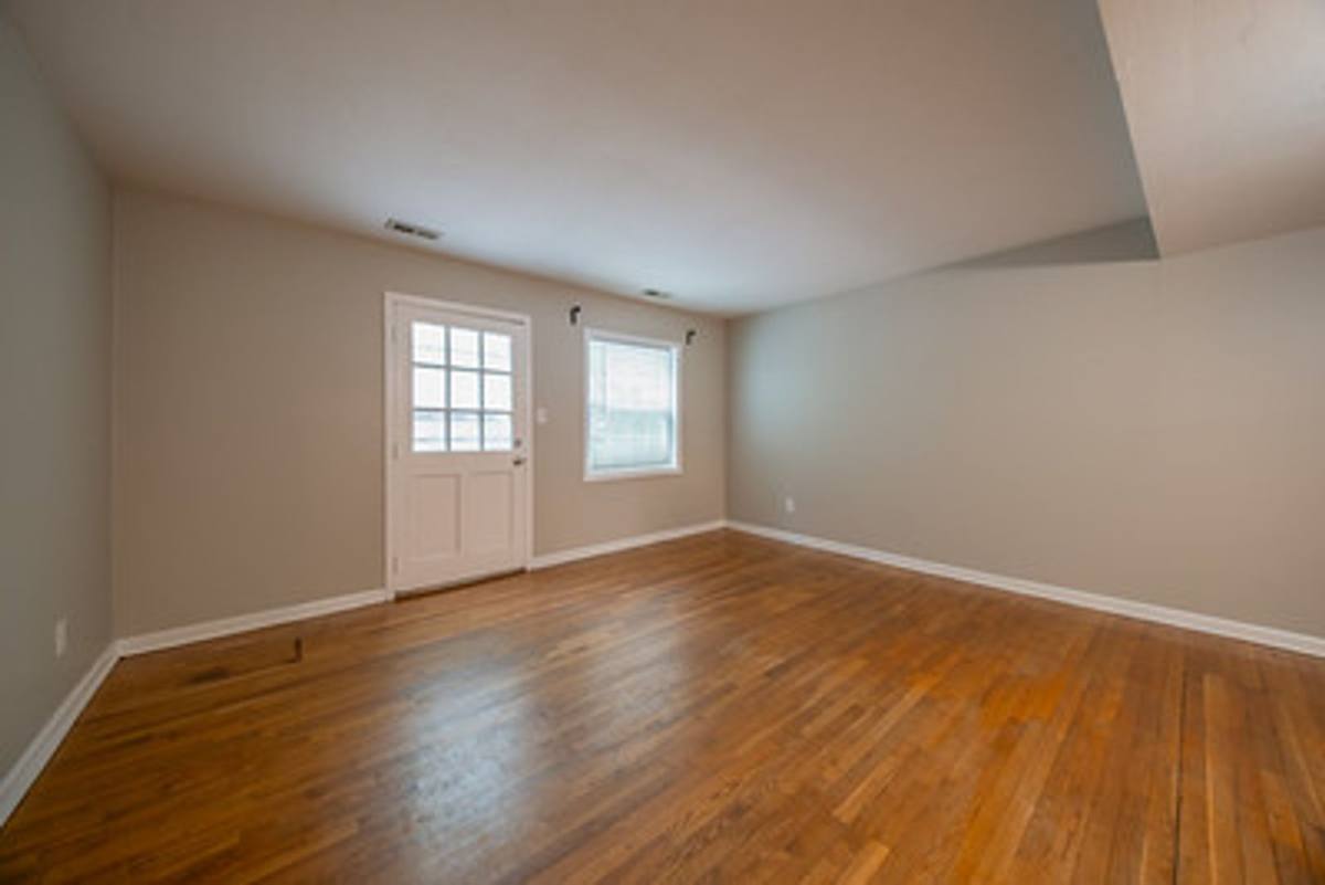 Townhouse for rent at 400 Davie Rd #68, Carrboro, NC 27510