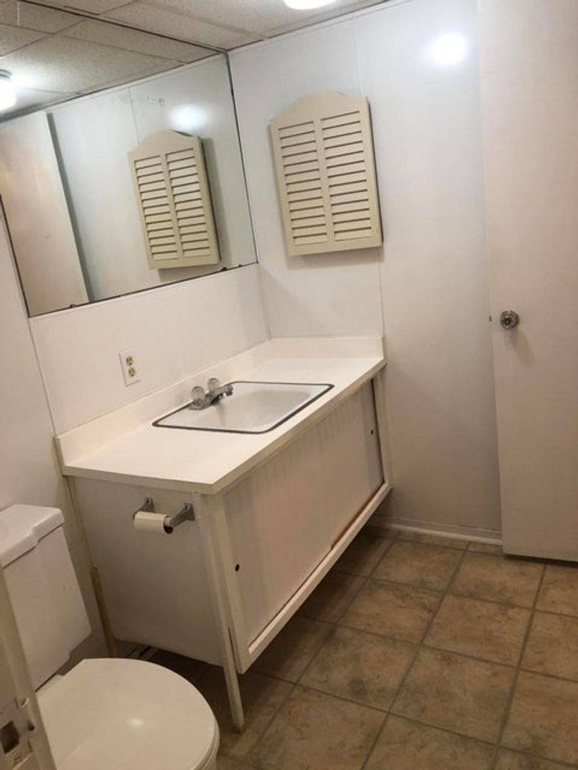 Apartment for rent at 1008 S College Rd, Lafayette, LA 70503