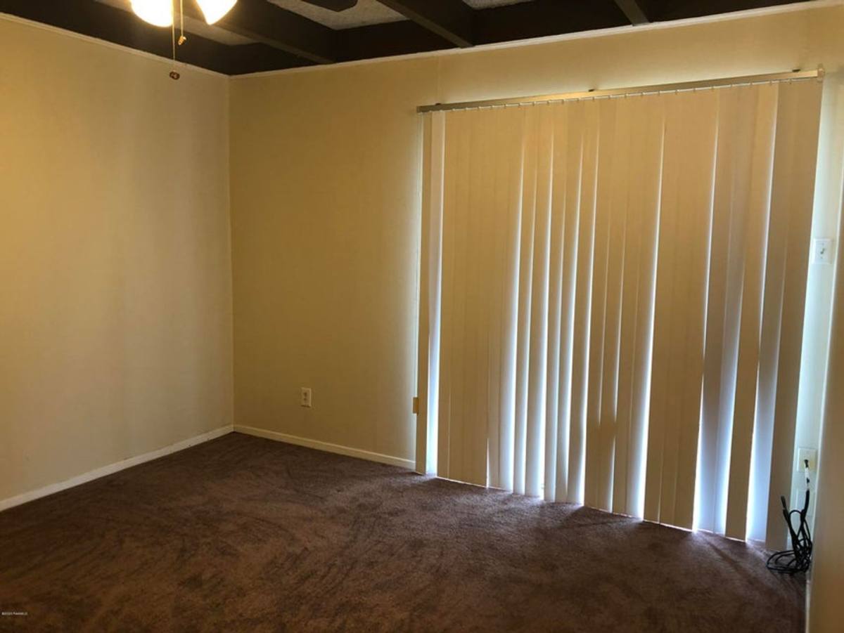 Apartment for rent at 1008 S College Rd, Lafayette, LA 70503