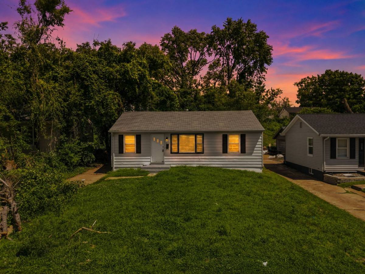 House for rent at 8515 Jenny Dr, Saint Louis, MO 63121