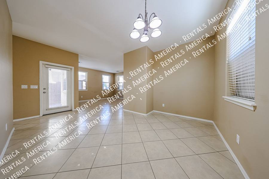 8969 W State Ave, Glendale, AZ 85305 - House for Rent - Image 8