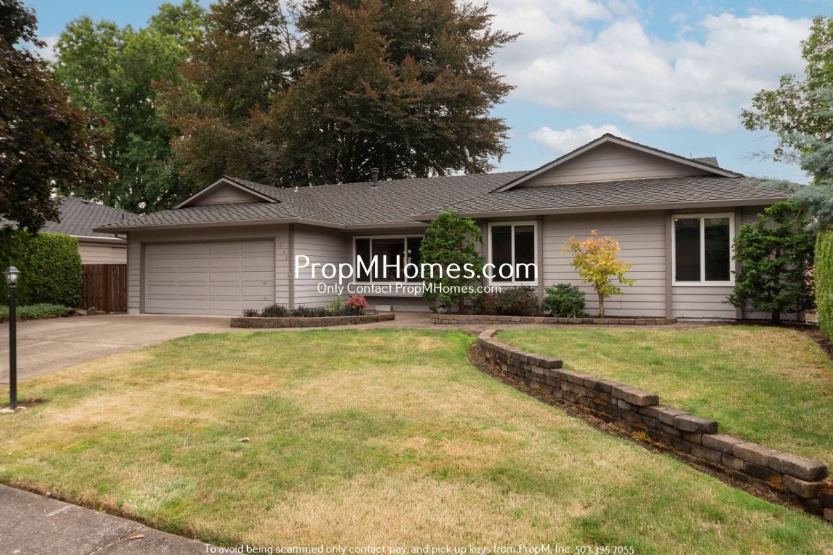 House for rent at 7030 SW Molalla Bend Rd, Wilsonville, OR 97070