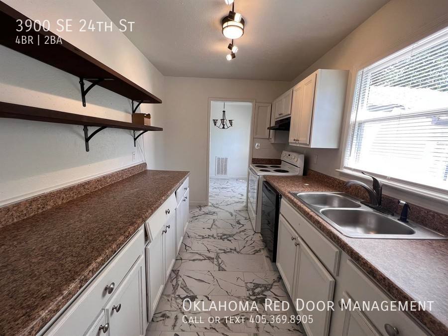 House for rent at 3900 SE 24th St, Oklahoma City, OK 73115