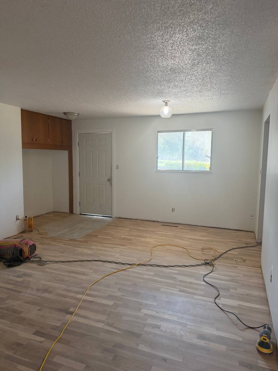 House for rent at 1801 Siskiyou Blvd, Medford, OR 97504