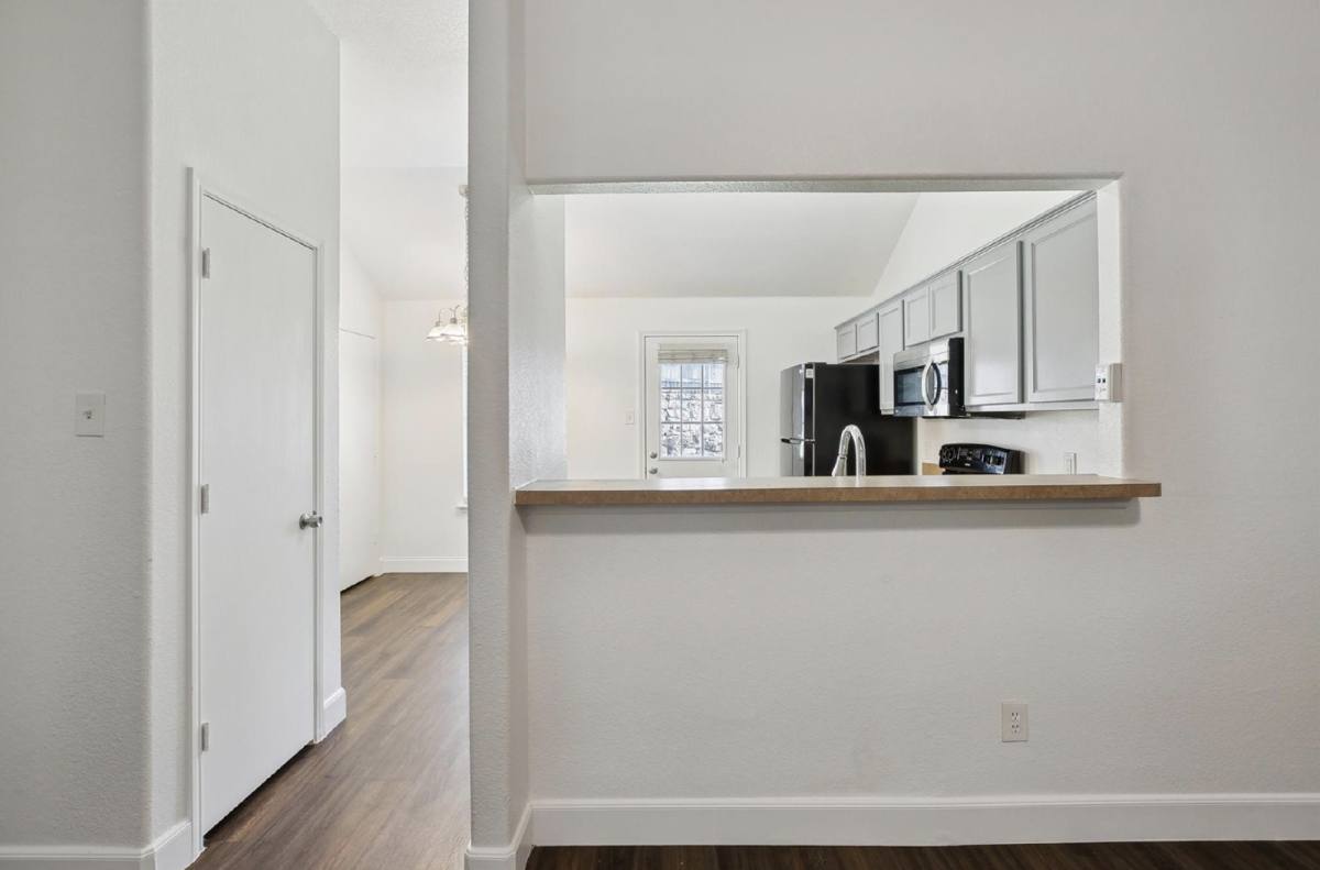 House for rent at 1446 Sax Leigh Dr, Dallas, TX 75241
