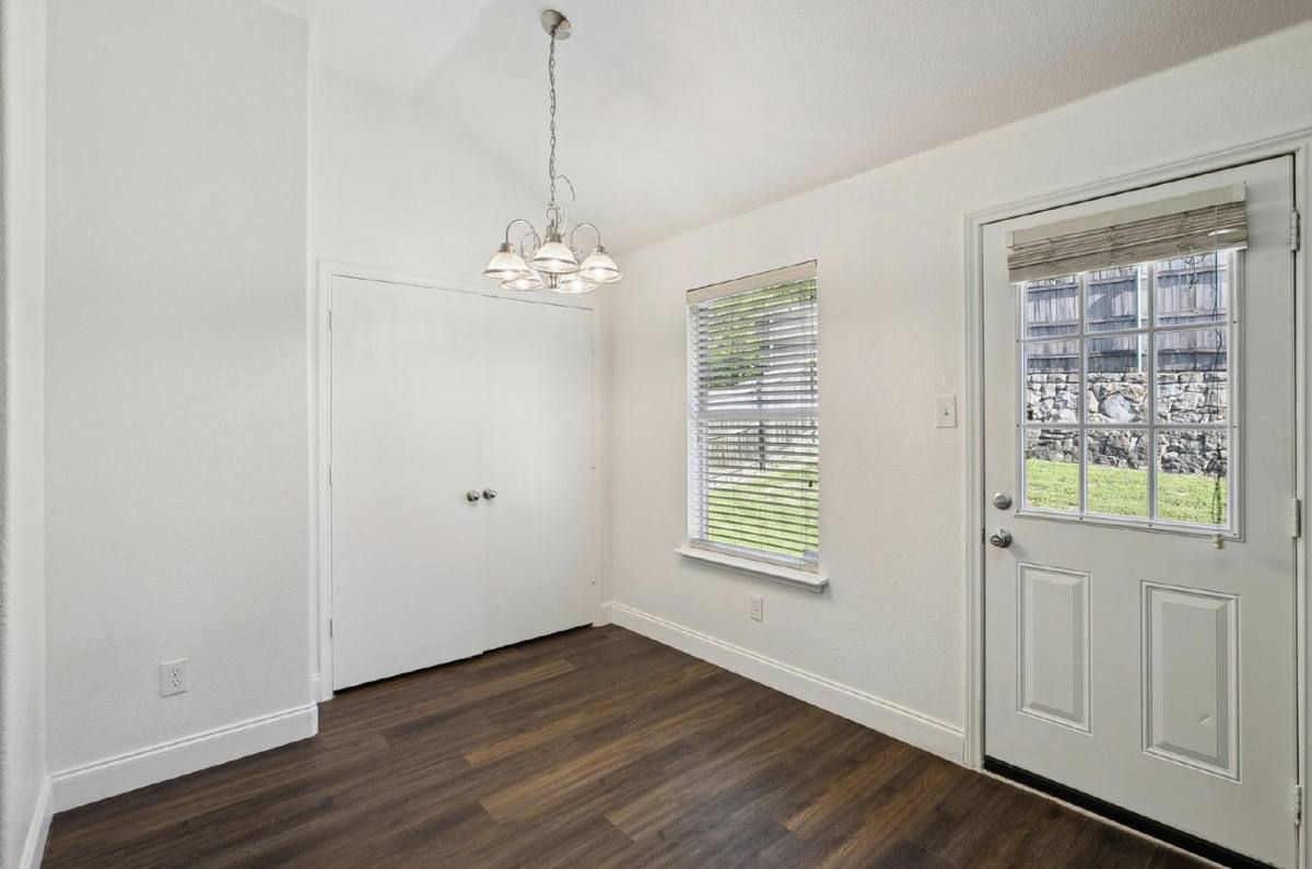 House for rent at 1446 Sax Leigh Dr, Dallas, TX 75241