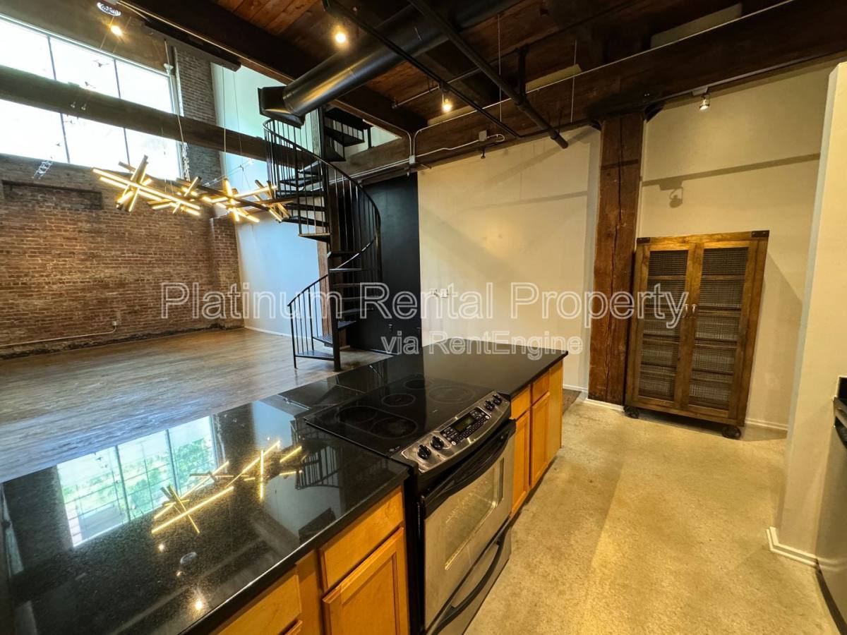 Apartment for rent at 326 Nelson St SW #208, Atlanta, GA 30313
