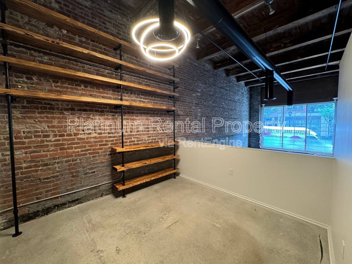 Apartment for rent at 326 Nelson St SW #208, Atlanta, GA 30313