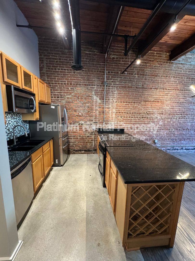 Apartment for rent at 326 Nelson St SW #208, Atlanta, GA 30313