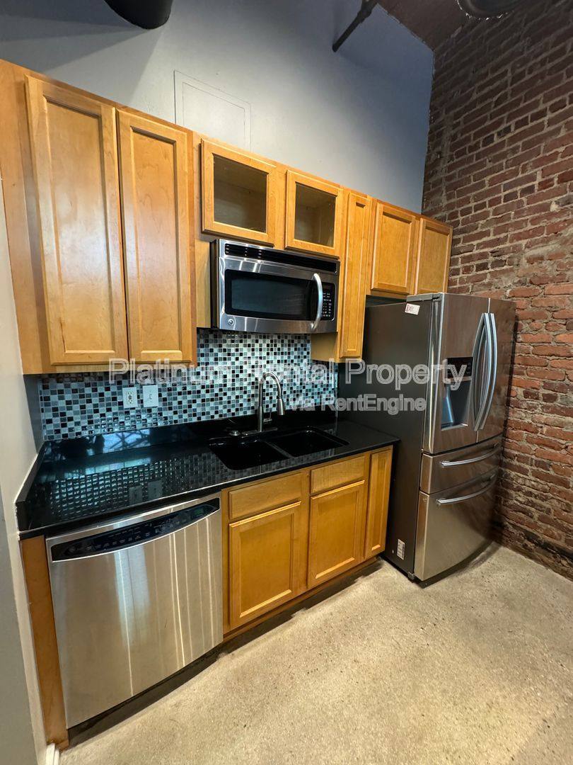 Apartment for rent at 326 Nelson St SW #208, Atlanta, GA 30313