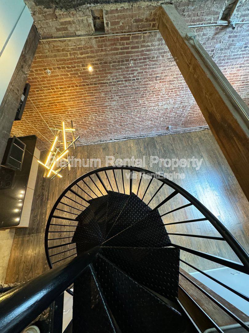 Apartment for rent at 326 Nelson St SW #208, Atlanta, GA 30313
