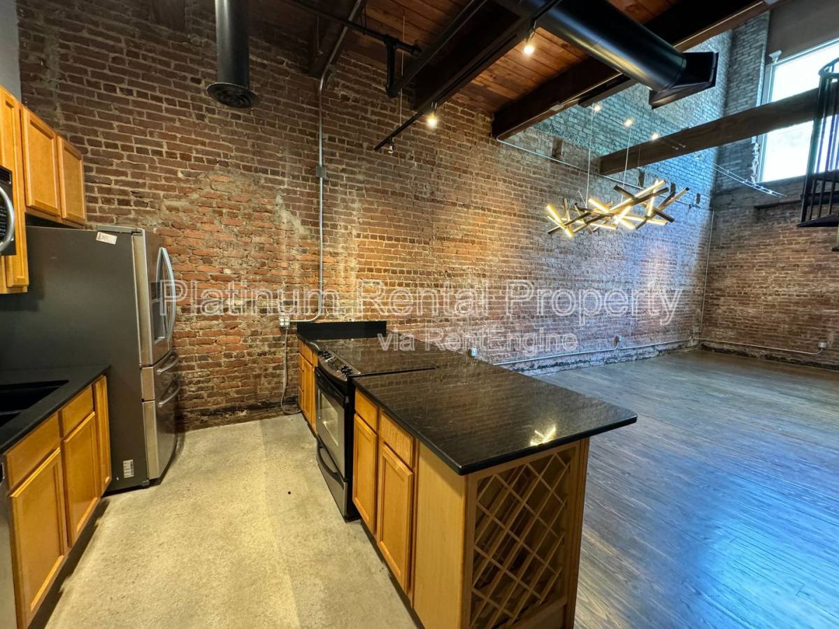Apartment for rent at 326 Nelson St SW #208, Atlanta, GA 30313