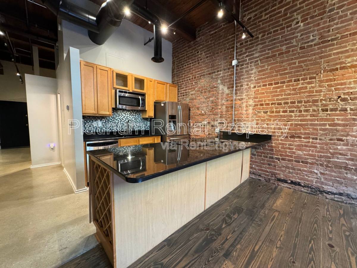 Apartment for rent at 326 Nelson St SW #208, Atlanta, GA 30313