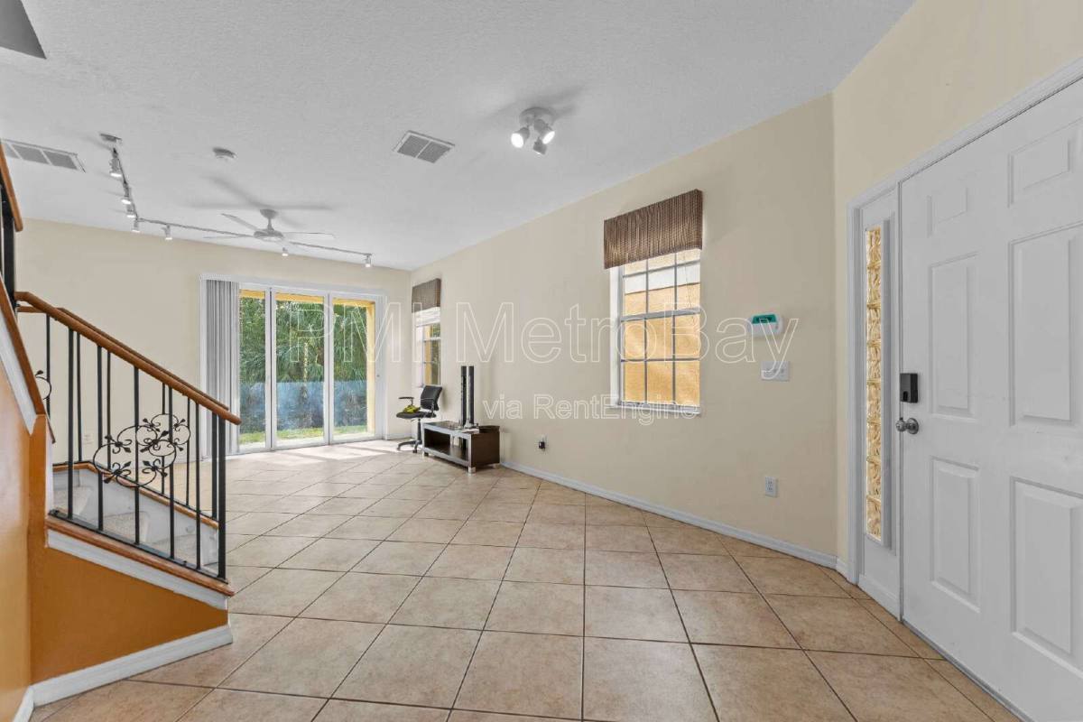 Townhouse for rent at 1938 Fiesta Ridge Court, Tampa, FL 33604