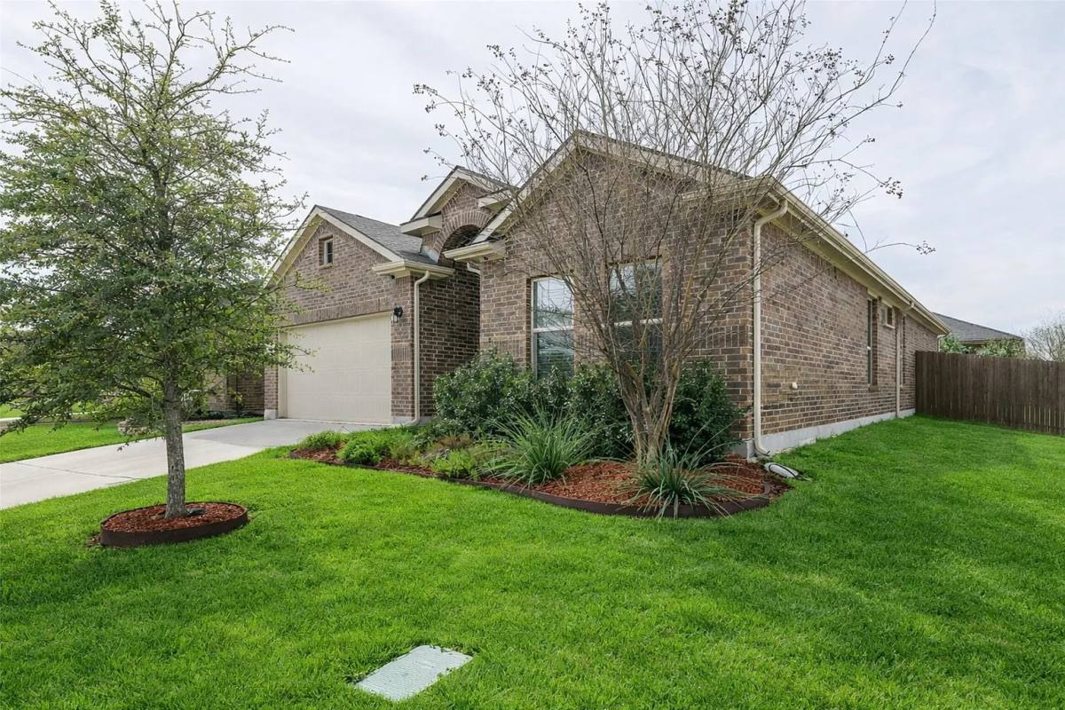 House for rent at 9125 Highland Orchard Dr, Fort Worth, TX 76179