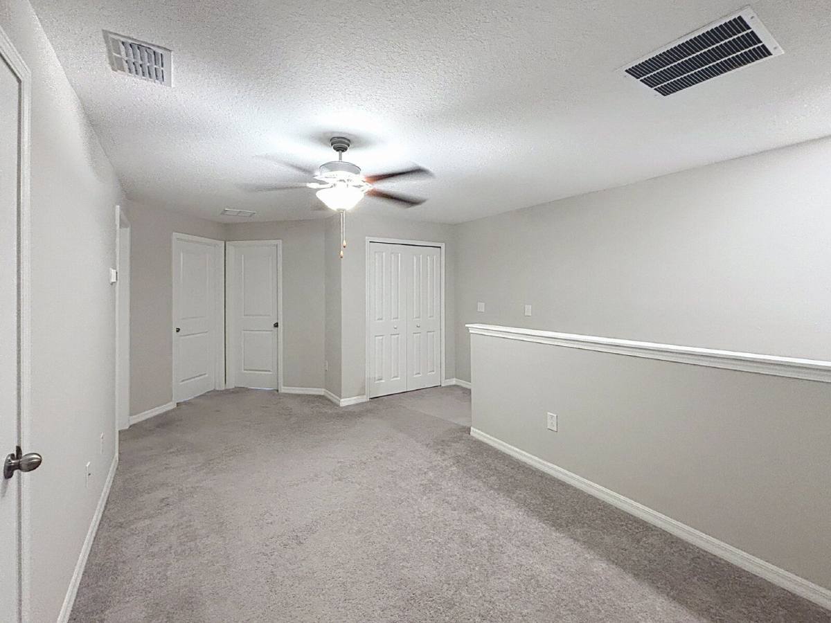 Townhouse for rent at 9528 Pembrooke Pines Dr, Sun City Center, FL 33573