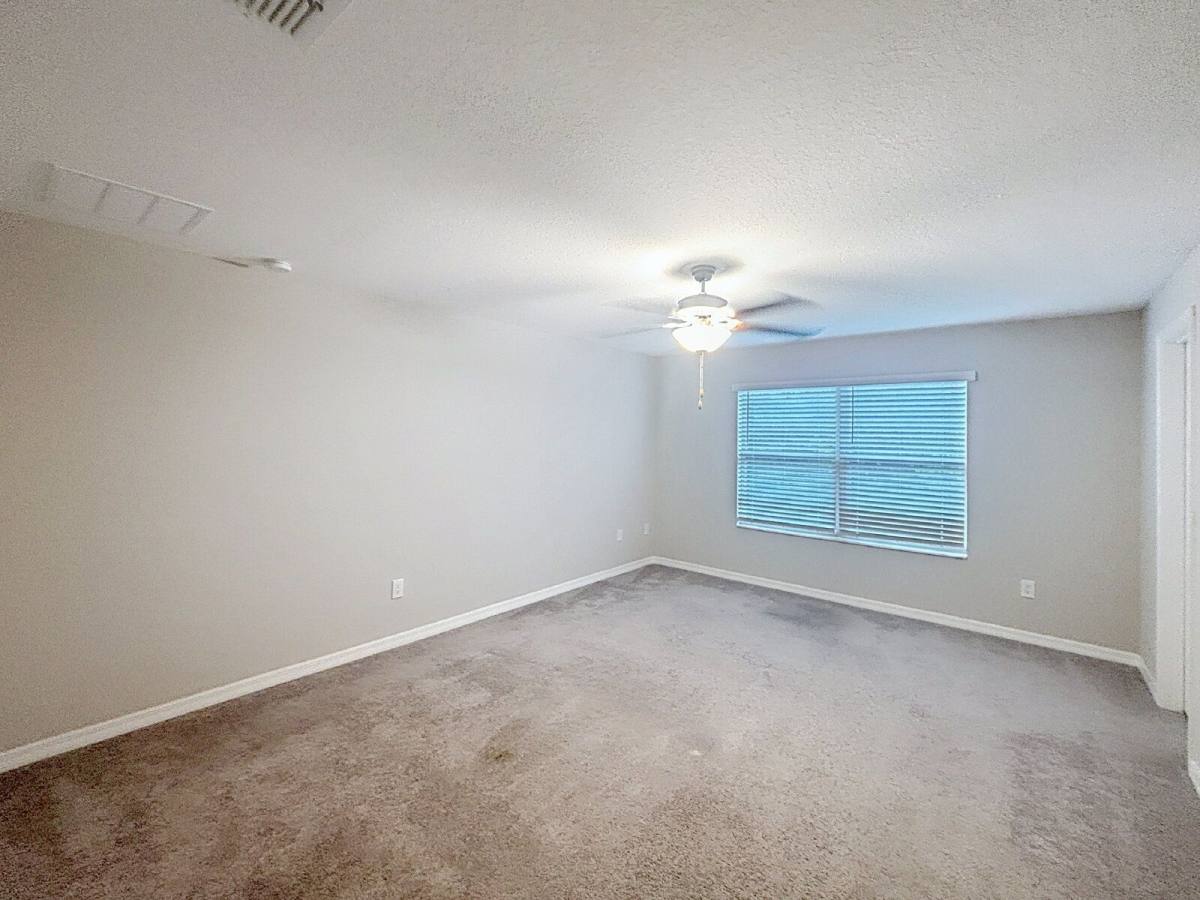 Townhouse for rent at 9528 Pembrooke Pines Dr, Sun City Center, FL 33573