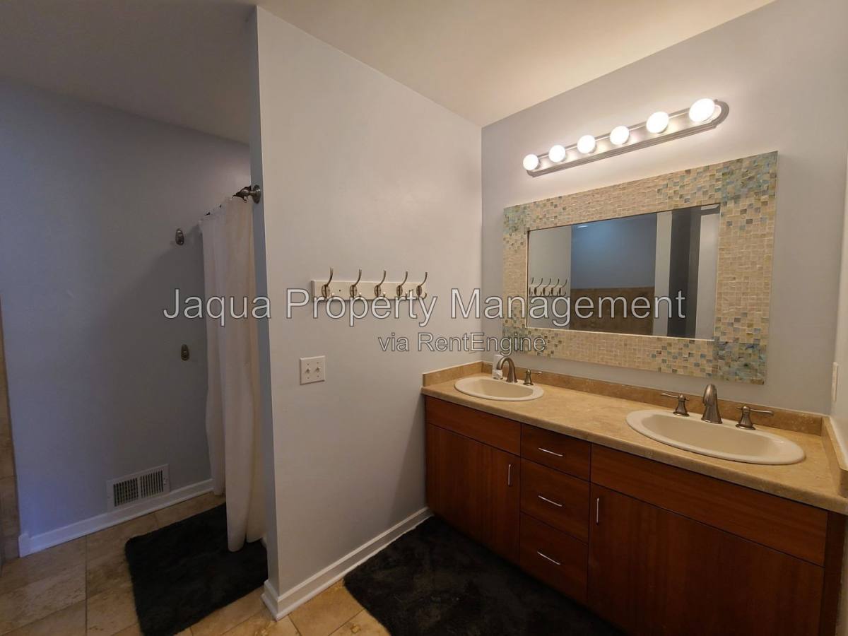 Condo for rent at 1117 Broad St #T5, St. Joseph, MI 49085