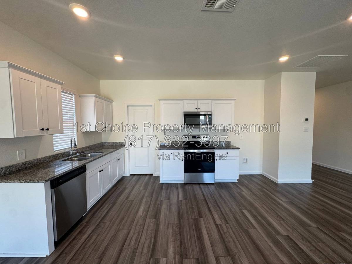 House for rent at 1720 Escondido Dr, Haslet, TX 76052