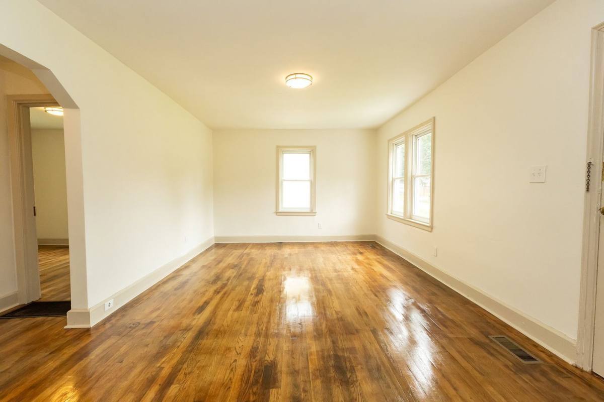 House for rent at 825 Henderson Ave, Rossville, GA 30741