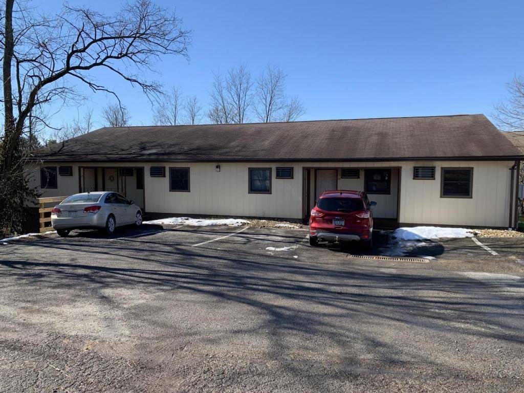 Apartment for rent at 1050 Valley View #31, Morgantown, WV 26505