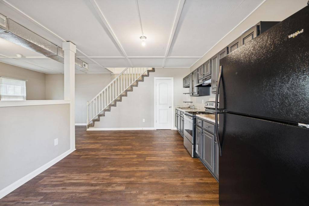 Townhouse for rent at 801 Poplar Ave #B, Springfield, TN 37172
