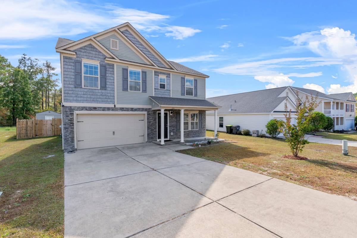 House for rent at 207 Flinchum Place, Lexington, SC 29073