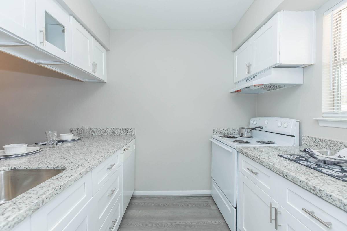 Apartment for rent at Hidden Park, 4225 Mangum Rd, Houston, TX 77092