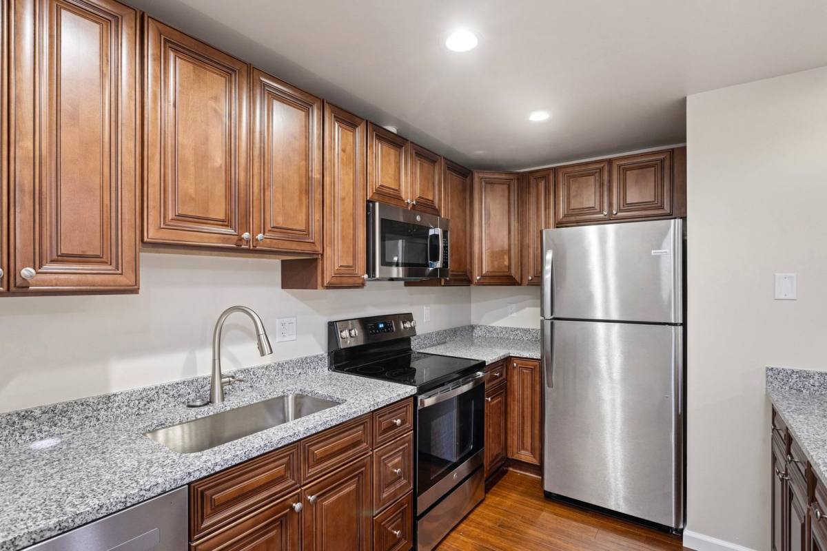 Apartment for rent at 18235 - 73rd Ave NE, Kenmore, WA 98028
