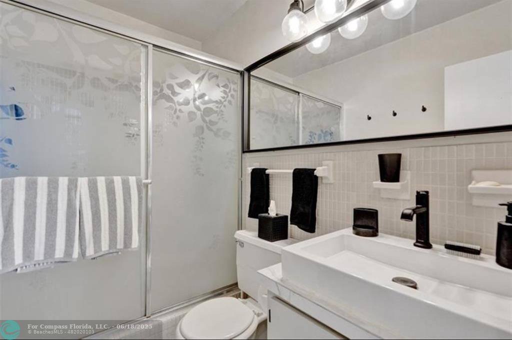 Condo for rent at 6750 NE 21st Rd #123, Fort Lauderdale, FL 33308